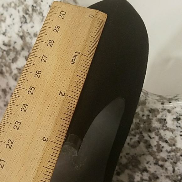 Shoes - Picture 6 of 6